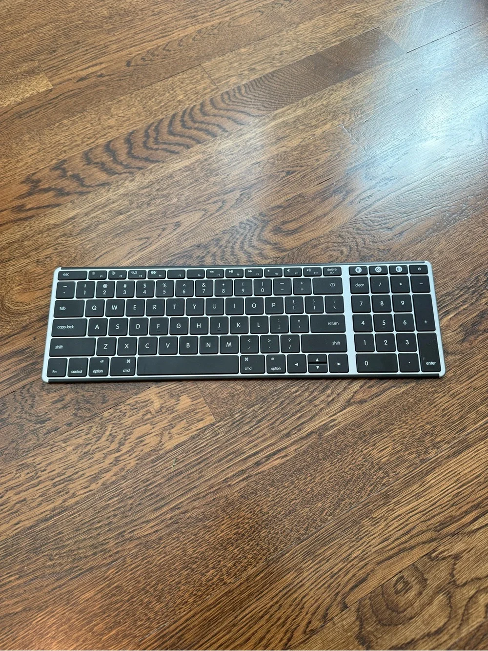 Seenda Sleek Wireless Aluminum Keyboard